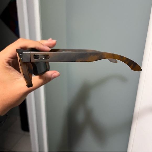 OAKLEY men’s sunglasses - Picture 3 of 6